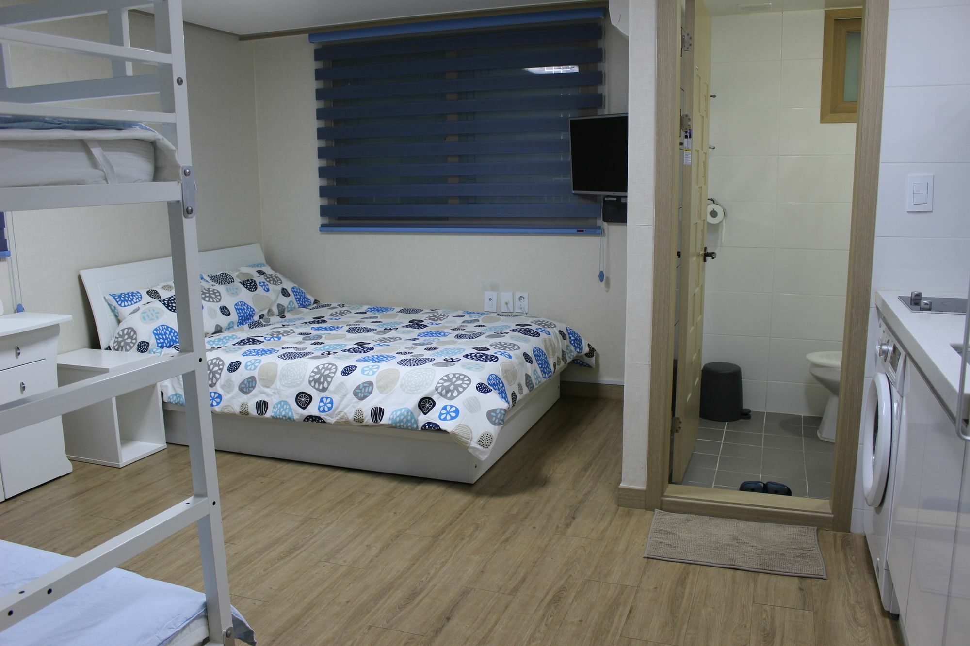Bunk Guesthouse Hongdae2 首爾 外观 照片