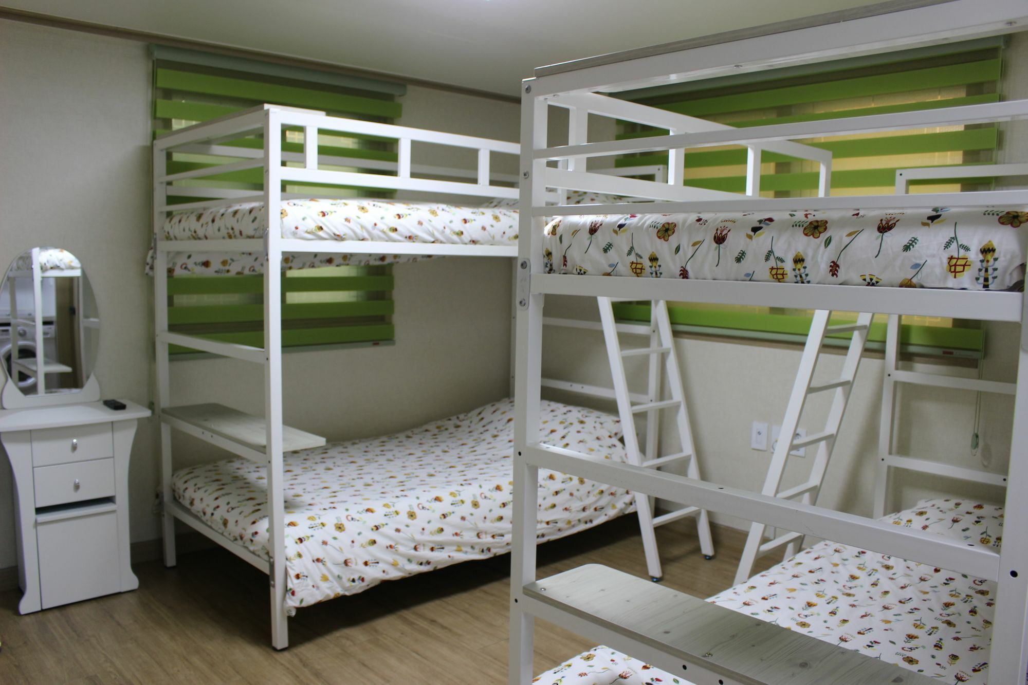 Bunk Guesthouse Hongdae2 首爾 外观 照片