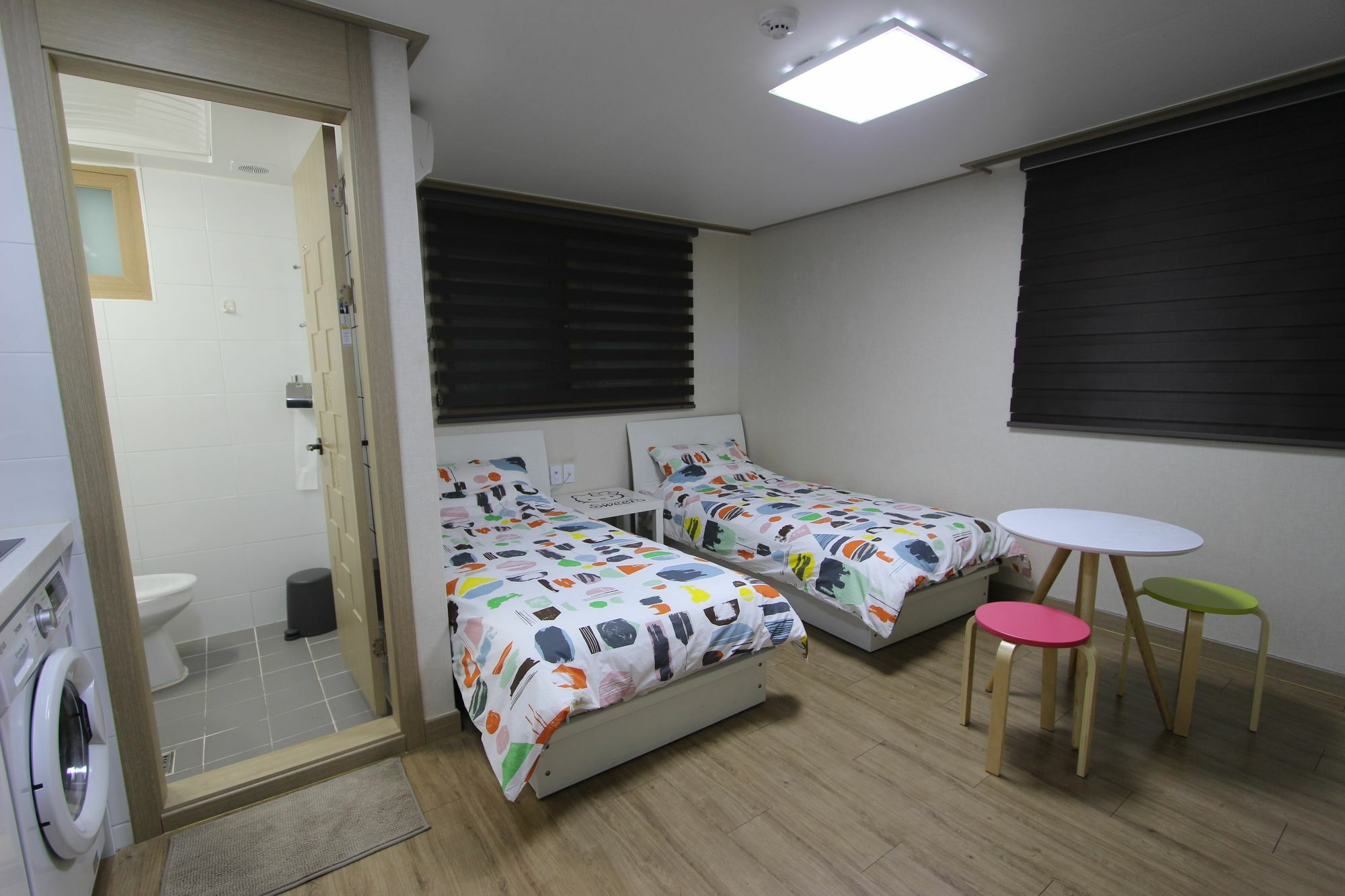 Bunk Guesthouse Hongdae2 首爾 外观 照片